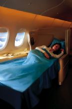 Airbus A380 First Class beds ... (Click to enlarge)