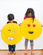 5 diy emoji costume cardboard