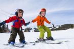 kids childen skiiing 104533270